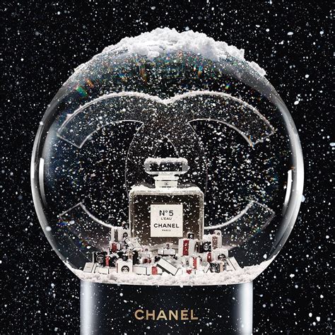 chanel reissue snow chrismas